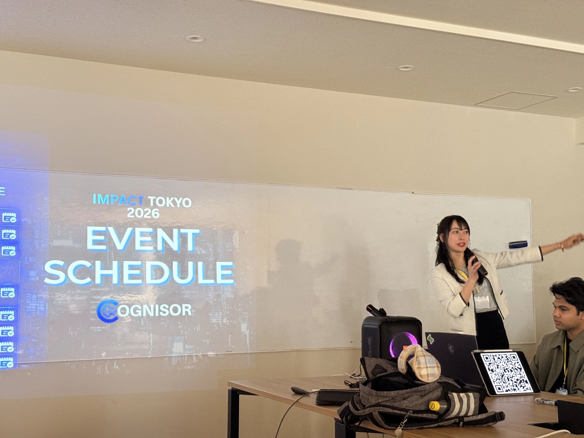 Hackathon and team moment 17 at a Cognisor AI event