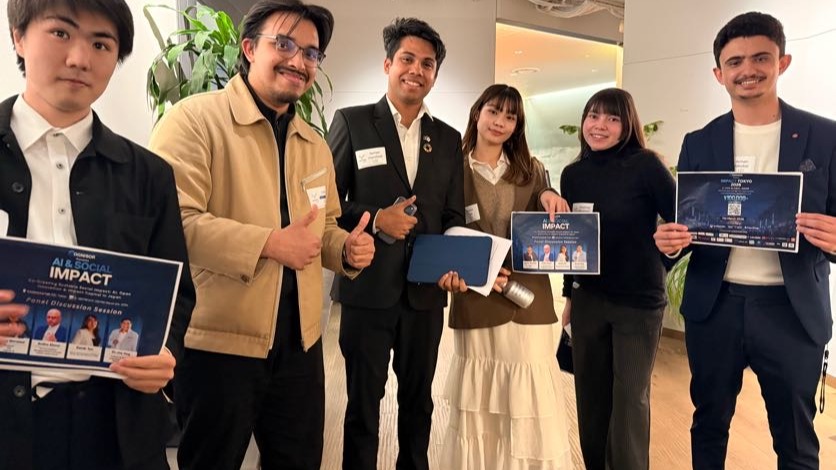Hackathon and team moment 24 at a Cognisor AI event